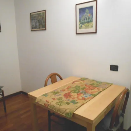 Cosy Flat Апартаменти Бергамо